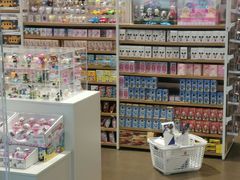 -名创优品(广西南宁江南区万达店)