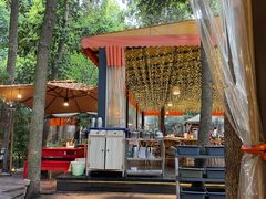 -二荆条·蜀鲜汇城市森林火锅