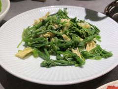 -鼎鼎香·港式火锅(北京SKP店)