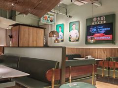 -费大厨辣椒炒肉(高铁吾悦广场店)