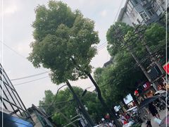 -官亭路小吃一条巷