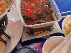 -一口猪海鲜浑锅·东北家常菜