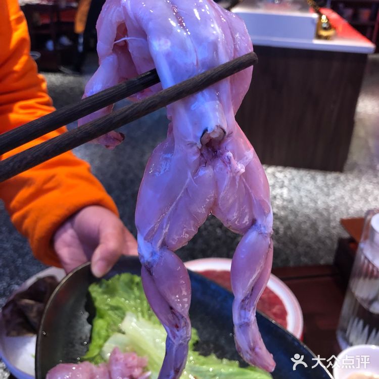 爱吃骨头锅的美眉千万不要错过这家店