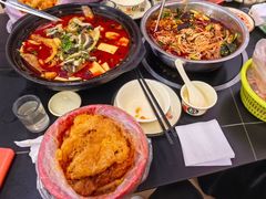 -周良天山牛杂城(天山路总店)