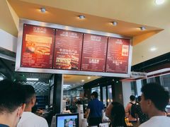 -The Habit Burger Grill 哈比特汉堡(复兴soho店)