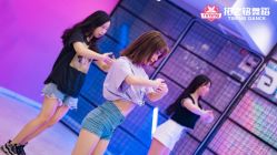 点击看大图 -Bella贝拉流行舞蹈