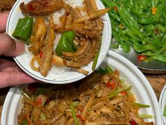-聚鑫朋酸菜肥肠(九龙仓店)