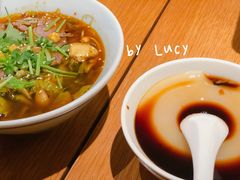 牛腱子泡椒酸辣粉-村外有星光小食铺(长嘉汇店)