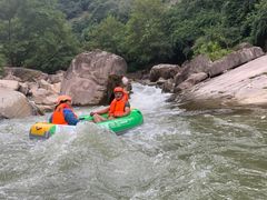 -雅鲁激流探险漂流