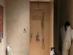 -广州天河希尔顿酒店