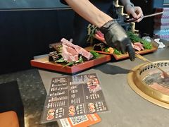 -铭牛烧肉·和牛海鲜自助(高新月牙湖店)