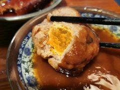 咸蛋黄狮子头-老外婆本帮面(塔城路店)