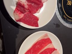 -钱小奴海鲜自助黑金店(杭州滨江龙湖店)