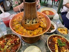 油焖鸡-浩海火烧云傣家菜(京广店)