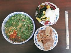 -吾穆勒蓬灰牛肉面·清真(北滨河中路店)