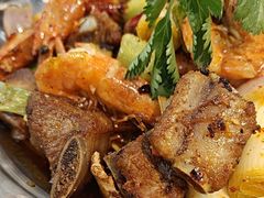 -休记光头香辣蟹干锅(绵竹店)