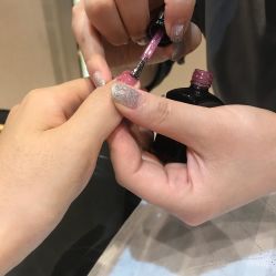 -悦指间美甲美睫