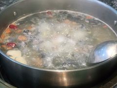-一席地·本地鸡窝·杭帮鸡火锅(萧山银隆百货店)