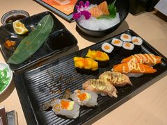 -万岁料理回转寿司(华贸店)