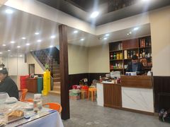 -老鄞江清水龙虾•赵赵家(江北店)