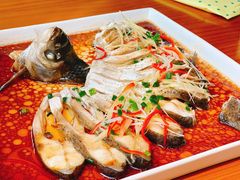 清蒸武昌鱼-莲餐厅·湖北菜·藕汤是头牌(愚园路店)