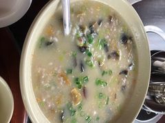 皮蛋瘦肉粥-公园茶楼粤式点心