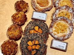 -LANLIZI BAKERY(COSMO店)
