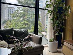 -柏乐口腔医院·舒适化无痛种植牙中心(东盟商务区院)
