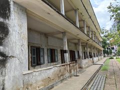 -吐斯廉屠杀博物馆