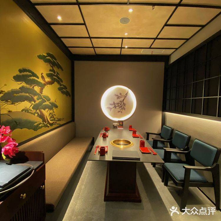 寿司泡着吃???网友果然没骗人,这家店花样真多…