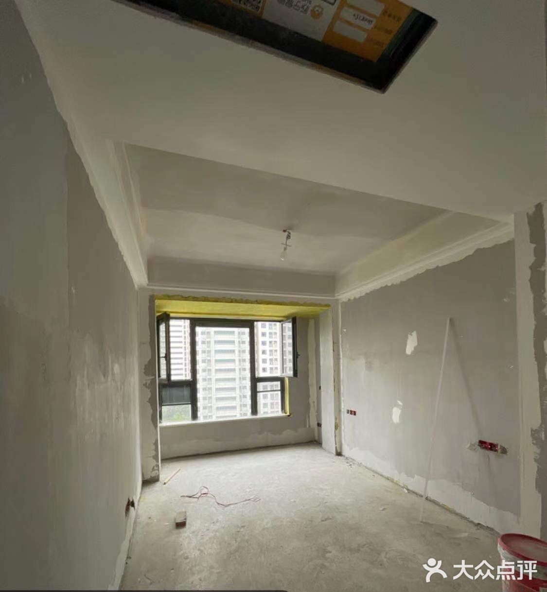 苏州装修相城九龙仓翠樾庭油工现场