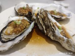 -万龙洲海鲜(大兴绿地缤纷城店)