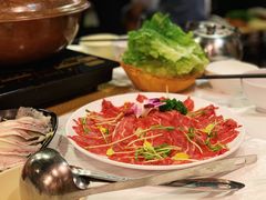 -鲜入围煮花胶鸡海鲜火锅