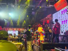 -喜鹊音乐酒馆(西街店)