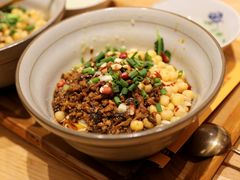 -呼啦面馆·头牌豌杂面(爱琴海店)