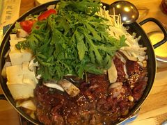 八爪鱼牛肉锅-东吉馆韩式餐厅(八经街总店)