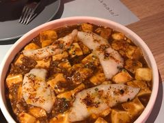 麻婆豆腐烩香辣酱烤龙利鱼-幸薈飯堂