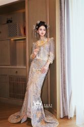 点击看大图 -艾拉·女王婚纱礼服馆