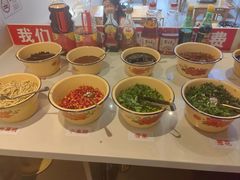 -黔二妞地摊火锅(龙华清湖店)