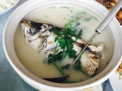 -天乐农家鱼头王(天目湖店)