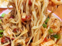 -瑞德摩尔美食街