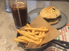 -必胜客(乐山世豪PH店)