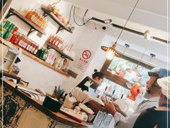 大堂-十面欢腾·海鲜面·台式Bistro(长乐路店)