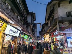 -南门头上美食街