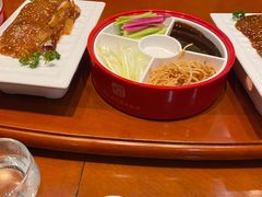 -老街坊美食汇(玉兰大街店)