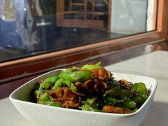嘉丰小炒肉-嘉丰湘菜馆(芳群园店)