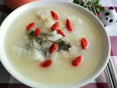 -乐禧母婴全自营月嫂(宝山店)