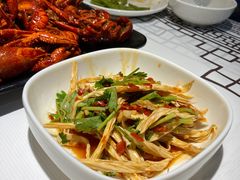 豆笋-靓虾二哥长沙地标小龙虾(五一广场店)