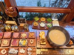 -银米·云南传统过桥米线(双廊黑金冠店)