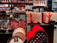 -Laderach 莱德拉(上海环贸iapm店)